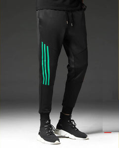 Men's Black Polyester Self Pattern Slim Fit Regular Track Pants