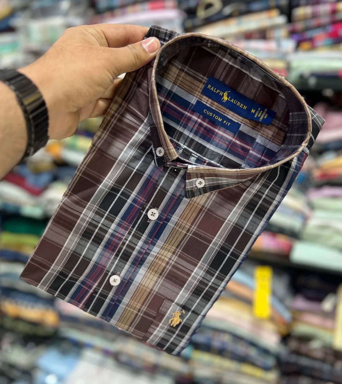 Upgrade your wardrobe with this Premium Check Shirt for Men, crafted from high-quality LA Finish Paper Cotton fabric that offers a smooth, lightweight, and breathable experience. Designed for comfort and style, this shirt features a timeless checked pattern that suits both casual outings and semi-formal occasions.