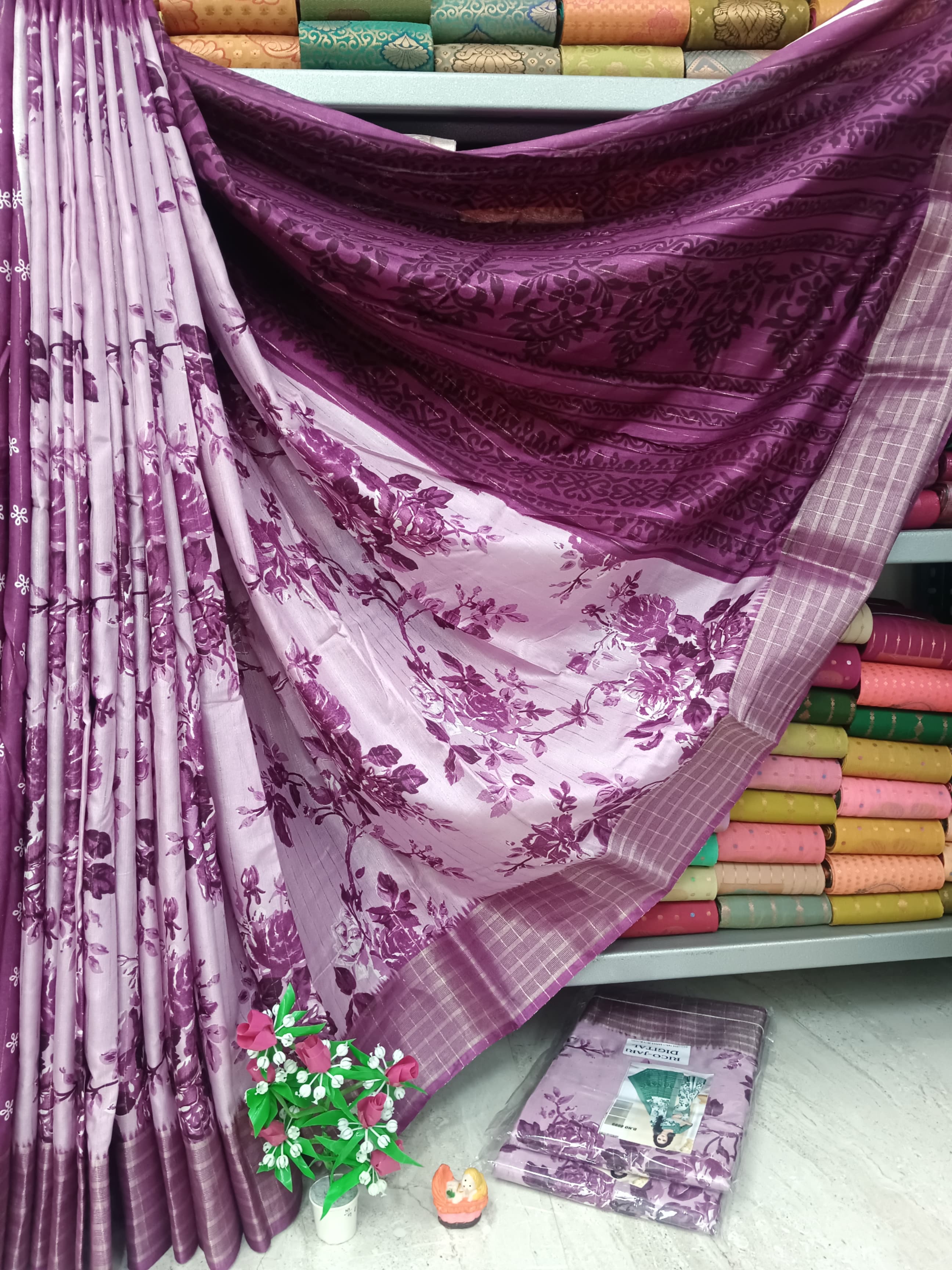 Awesome Dola Silk Saree – Regular Wear with Both Side Zari Border
