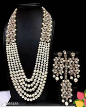 Load image into Gallery viewer, Long Traditional Designer Pearl Mala With Earring