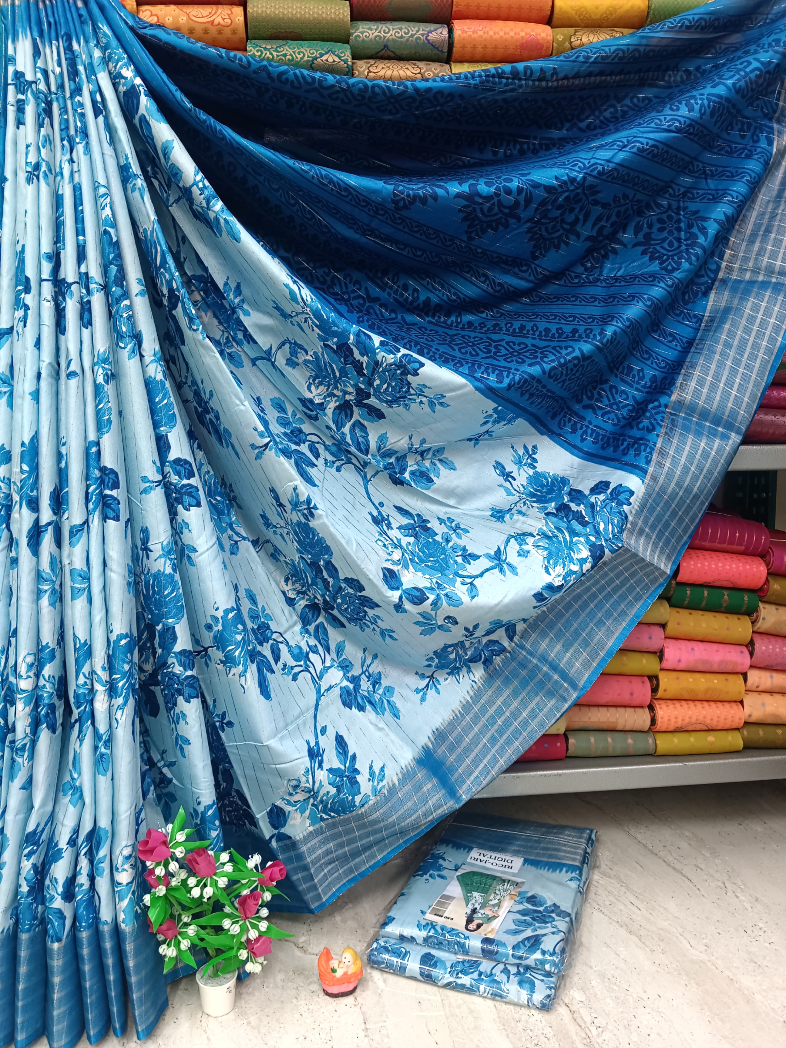 Awesome Dola Silk Saree – Regular Wear with Both Side Zari Border