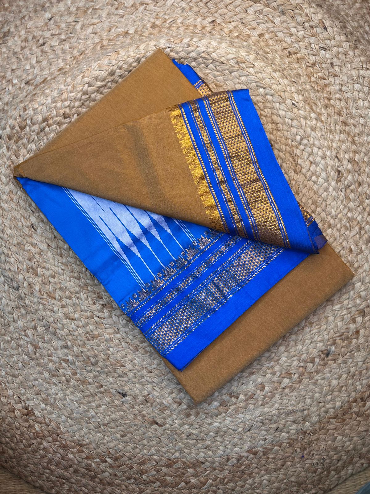 Signature Cotton Silk Saree with Trendy IIkal Silk Pallu &amp; Chikki Paras Border Contrast Blouse, Silk Pallu