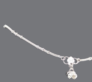 Plain silver plated Twinkling Graceful Women Anklets Bridal Fancy Payal