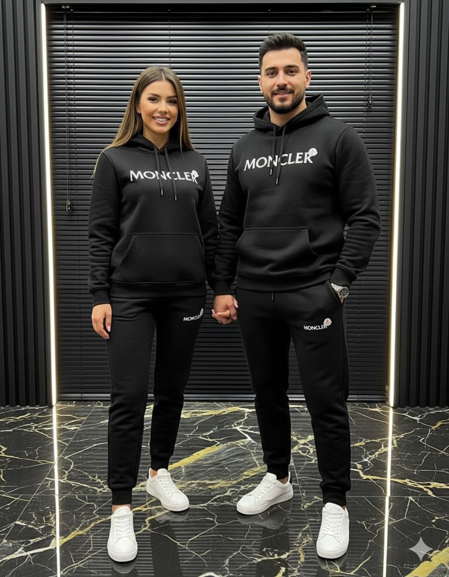 Stay warm in style with this Moncler Premium 400 GSM Fleece Hoodie + Lower Tracksuit, designed for couples. Super-soft fleece, zip-pocket lowers, and a cozy winter-perfect fit — available in sizes from XXS to 5XL.