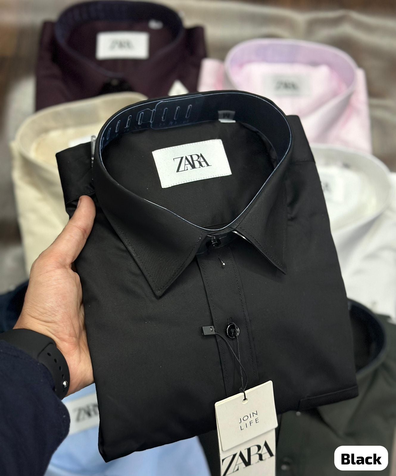 this full sleeve plain shirt offers a smooth finish and classic fit. Features a functional pocket design, solid trending colors and durable premium stitching. 