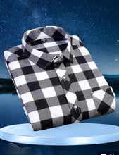 Load image into Gallery viewer, Trendy Men Cotton Blend Checks Shirt with long sleeves