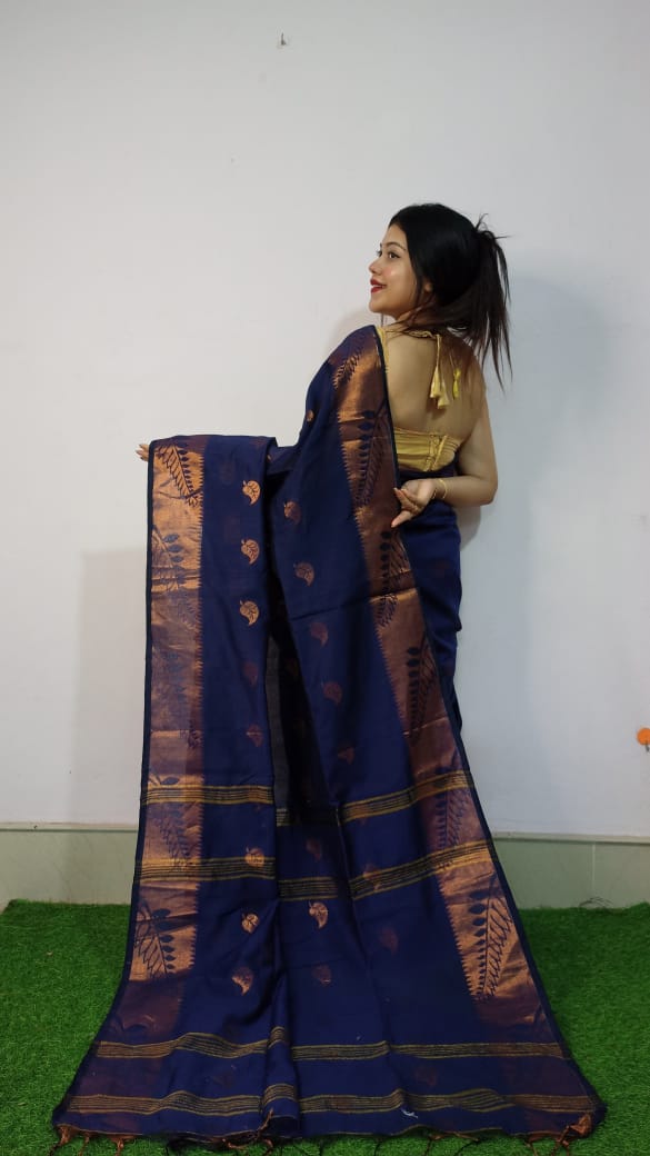 Enhance your ethnic wardrobe with this Soft &amp; Smooth Cotton Silk Handloom Saree, designed to offer the perfect blend of tradition and comfort. Crafted from premium cotton silk fabric, this saree feels incredibly soft on the skin while providing a rich and elegant look.