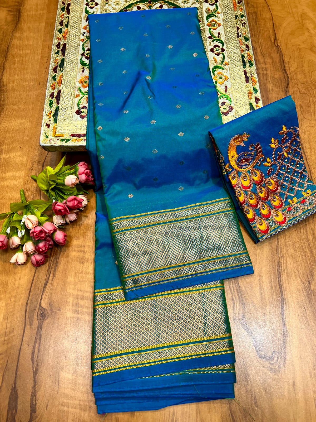 Women's Premium Kalanjali Paithani in Tana Silk All Over Buttis, Rich Pallu with with Heavy Work Embroidered Blouse Piece