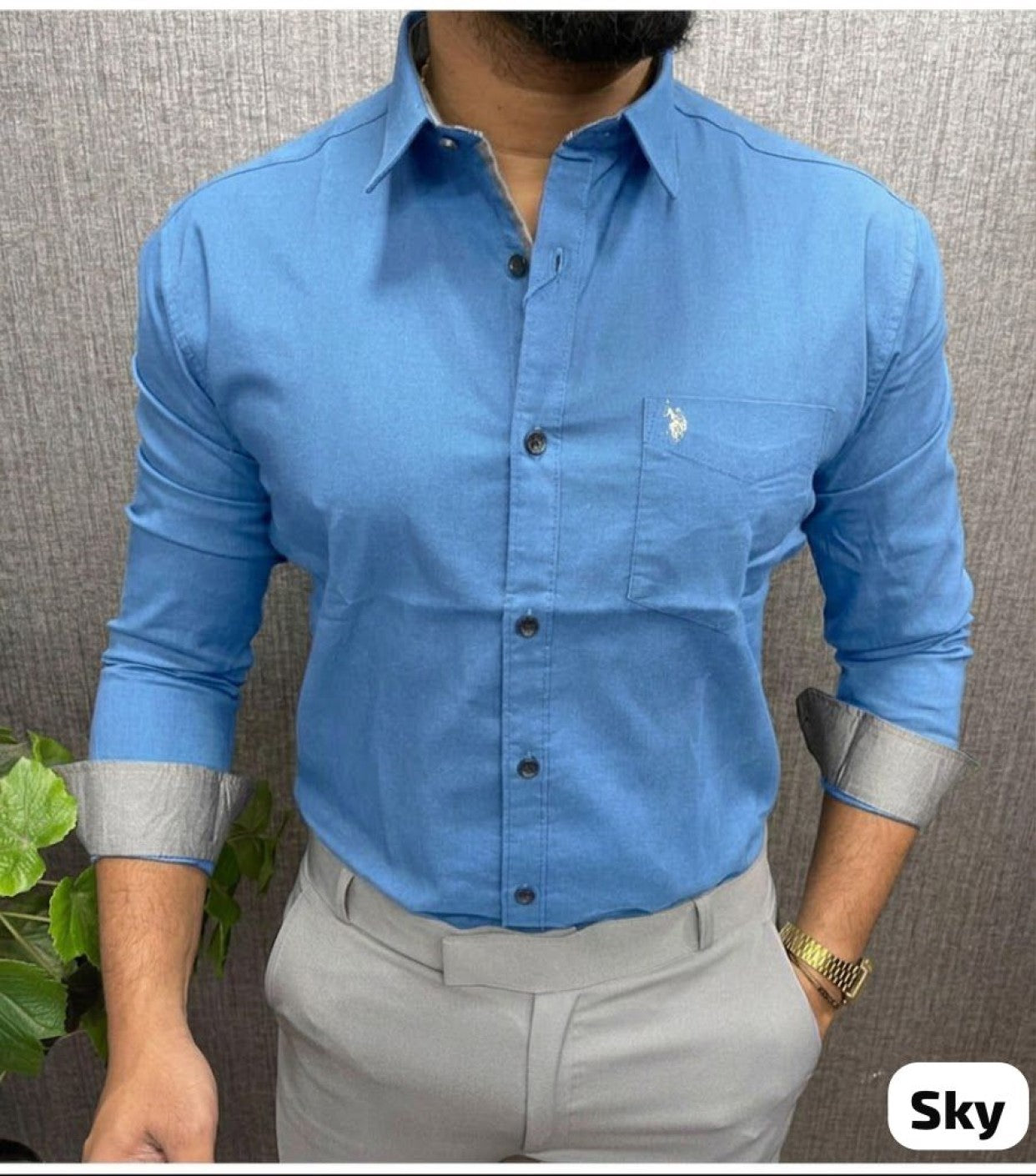 Upgrade your wardrobe with this Premium Oxford Cotton Full Sleeve Shirt for Men, designed for a perfect blend of style, comfort, and durability. Crafted from 100% soft Oxford cotton fabric, this shirt offers a breathable and smooth feel, making it ideal for daily wear, office use, or special occasions.