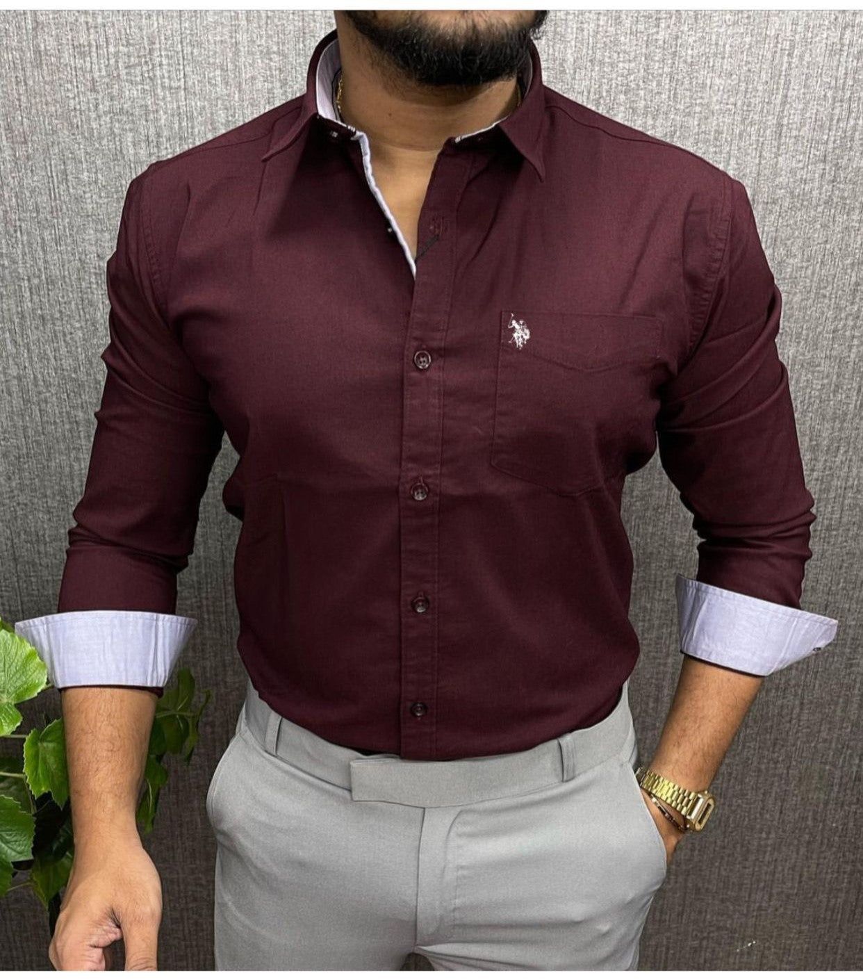 Upgrade your wardrobe with this Premium Oxford Cotton Full Sleeve Shirt for Men, designed for a perfect blend of style, comfort, and durability. Crafted from 100% soft Oxford cotton fabric, this shirt offers a breathable and smooth feel, making it ideal for daily wear, office use, or special occasions.