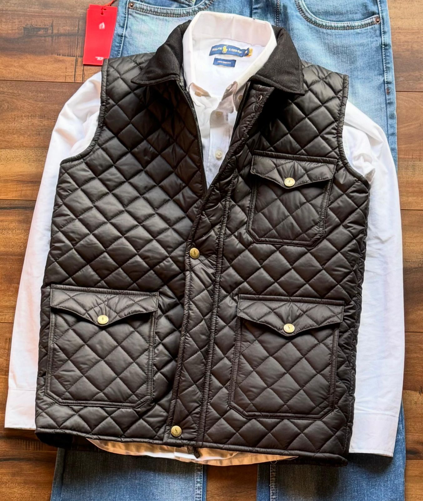 If you are looking for a classic, stylish, and elegant party wear jacket that keeps you fully warm without compromising style, this premium sleeveless jacket is the perfect choice. Ideal for formal events, parties, and festive occasions.