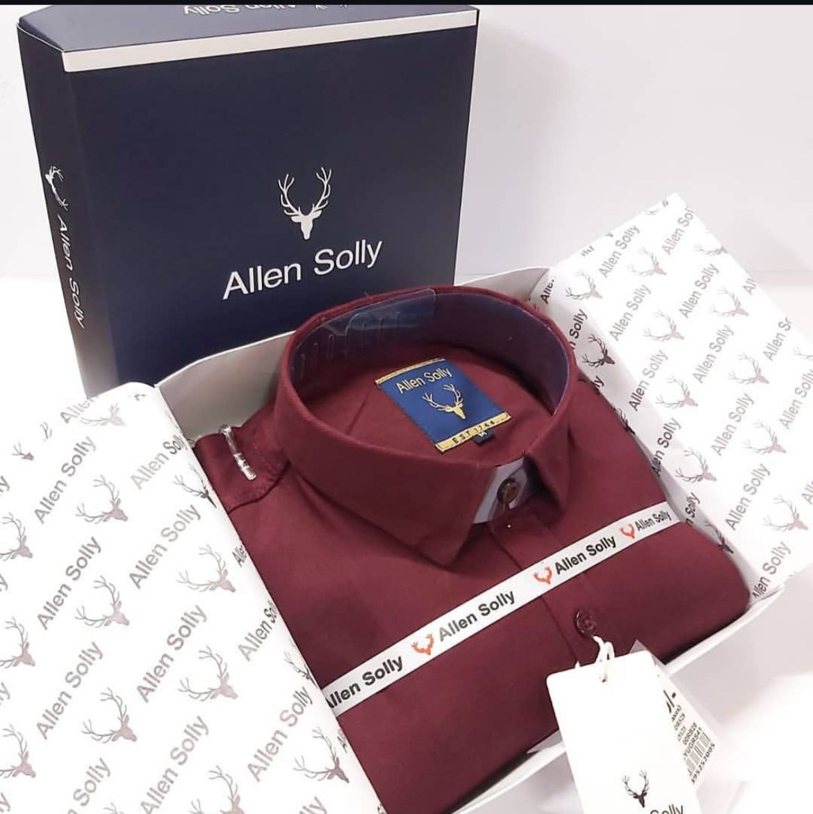 Make this Onam Festival truly special with the timeless elegance of Allen Solly Premium Shirts – a perfect blend of class, comfort, and style. Packaged beautifully in a branded Allen Solly gift box, these shirts make the ideal festive gift for your loved ones or a smart wardrobe upgrade for yourself.