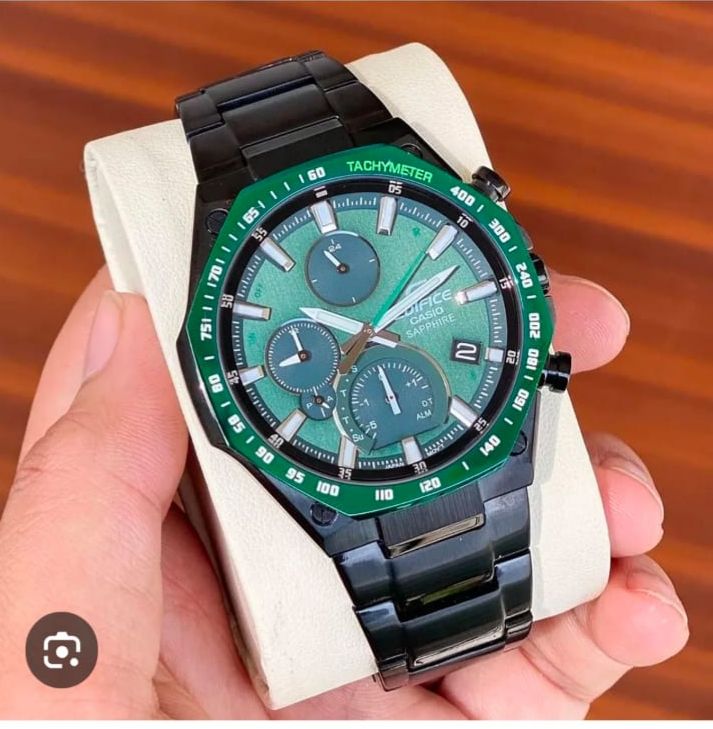 Casio-900 Wrist Watch for Men in Stainless Steel Japan made.