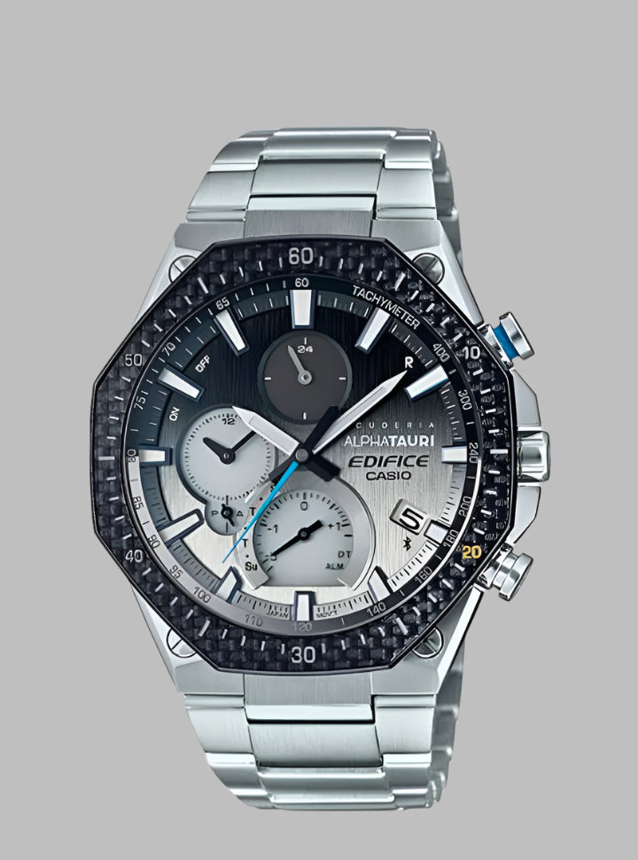 Casio-900 Wrist Watch for Men in Stainless Steel Japan made.