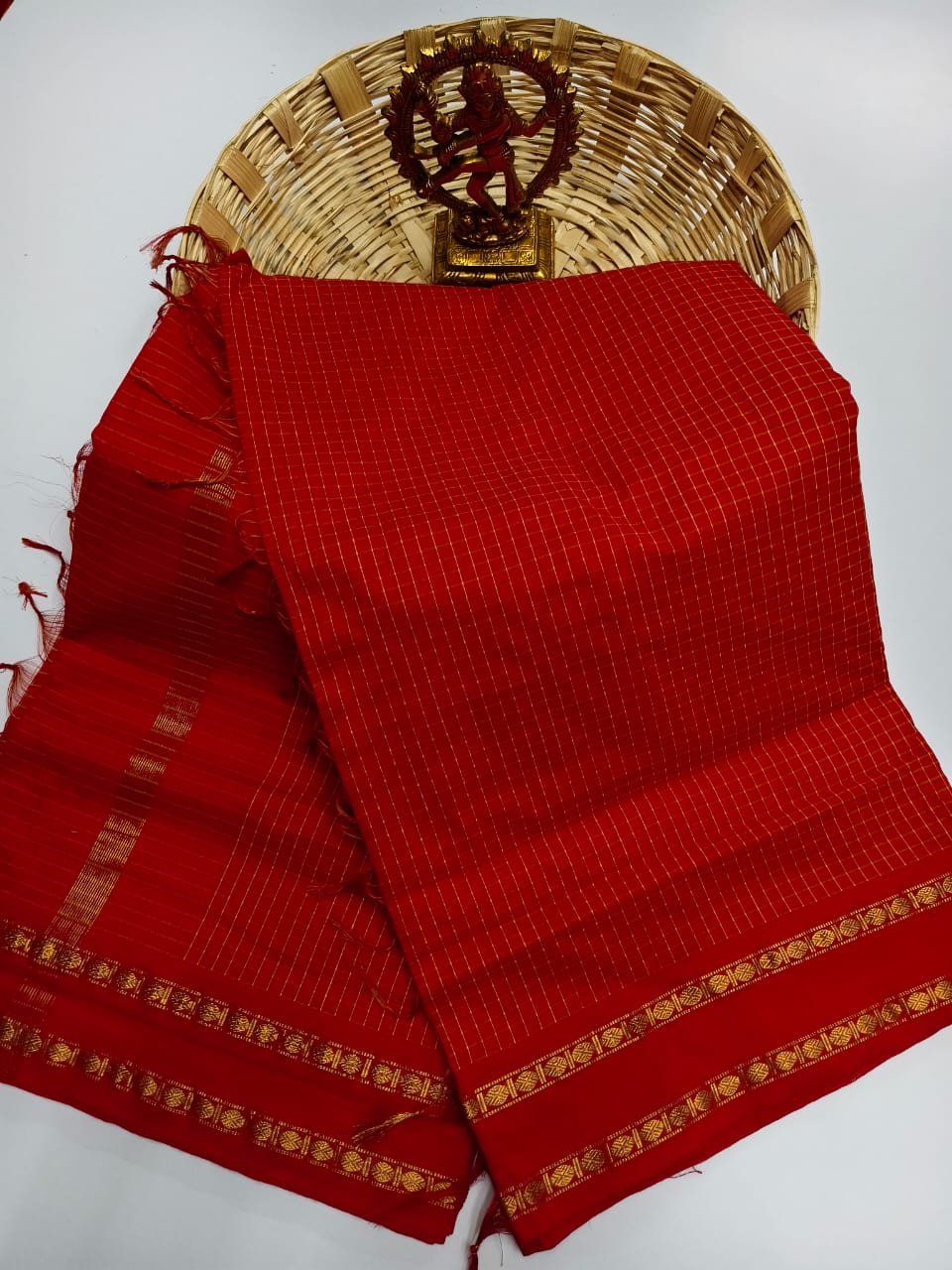 Premium Checks Cotton Silk Sarees a perfect Traditional Occassion or Daily Wear with Running Blouse.
