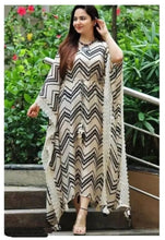 Load image into Gallery viewer, Beautiful Floral Print Rayon Chevron Kaftan Kurta for Women