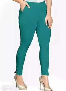 Fabulous  Rama Green Cotton Solid Leggings For Women