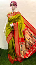 Load image into Gallery viewer, Traditional Kadiyal Paithani Saree,  Pallu Meena Butti with Contrast Running Blouse Green Mehendi