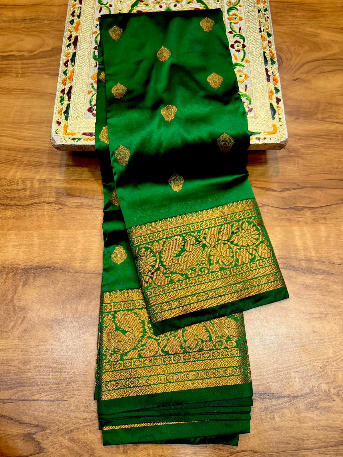 New Launching Copper Zartari Kanchi Paithani Saree All Over Butti, Rich Pallu in Tana Soft Silk with Running Blouse