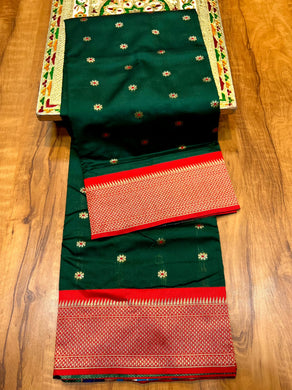 Traditional Kadiyal Paithani Saree,  Pallu Meena Butti with Contrast Running Blouse.