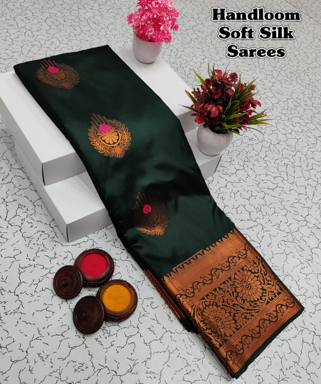 Shop premium Kanchipuram Handloom Soft Silk Saree with copper zari border, rich meena pallu & contrast blouse. Elegant saree for weddings & festivals.
