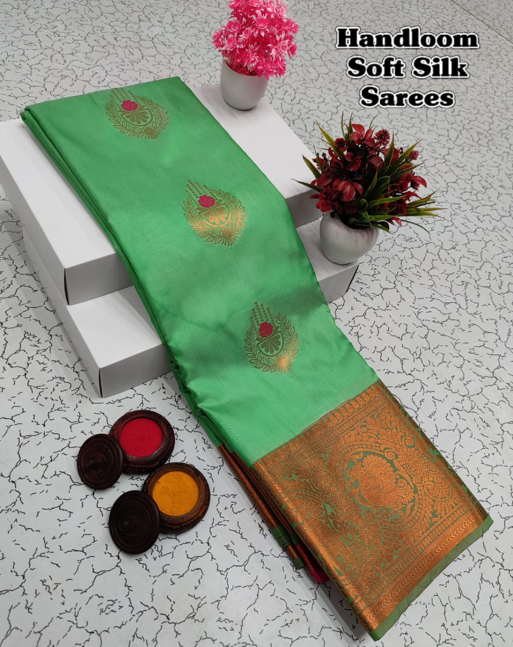 Shop premium Kanchipuram Handloom Soft Silk Saree with copper zari border, rich meena pallu & contrast blouse. Elegant saree for weddings & festivals.