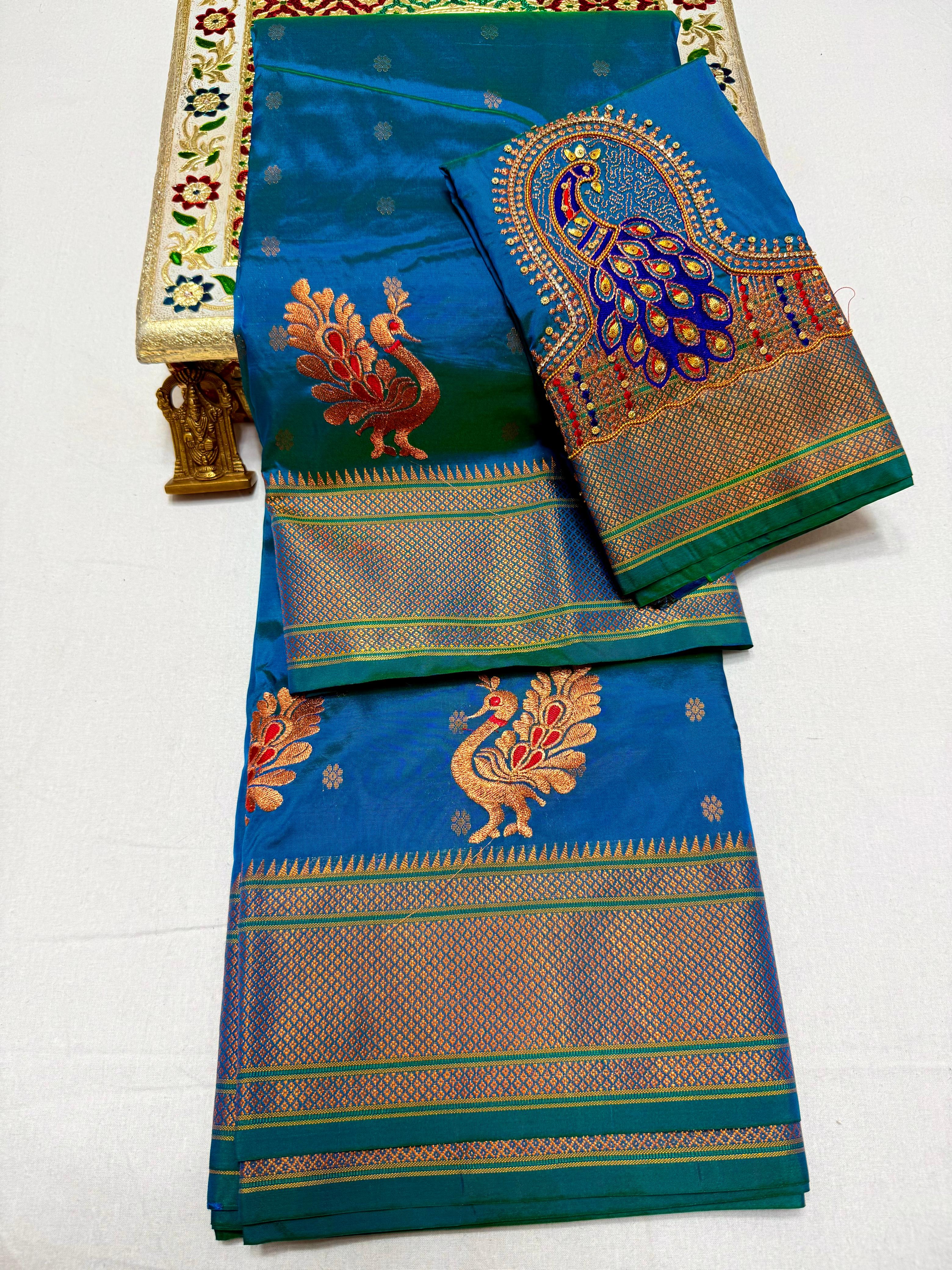 Festive Traditional Pure Handmade Kalanjali Paithani with Aariwork Blouse