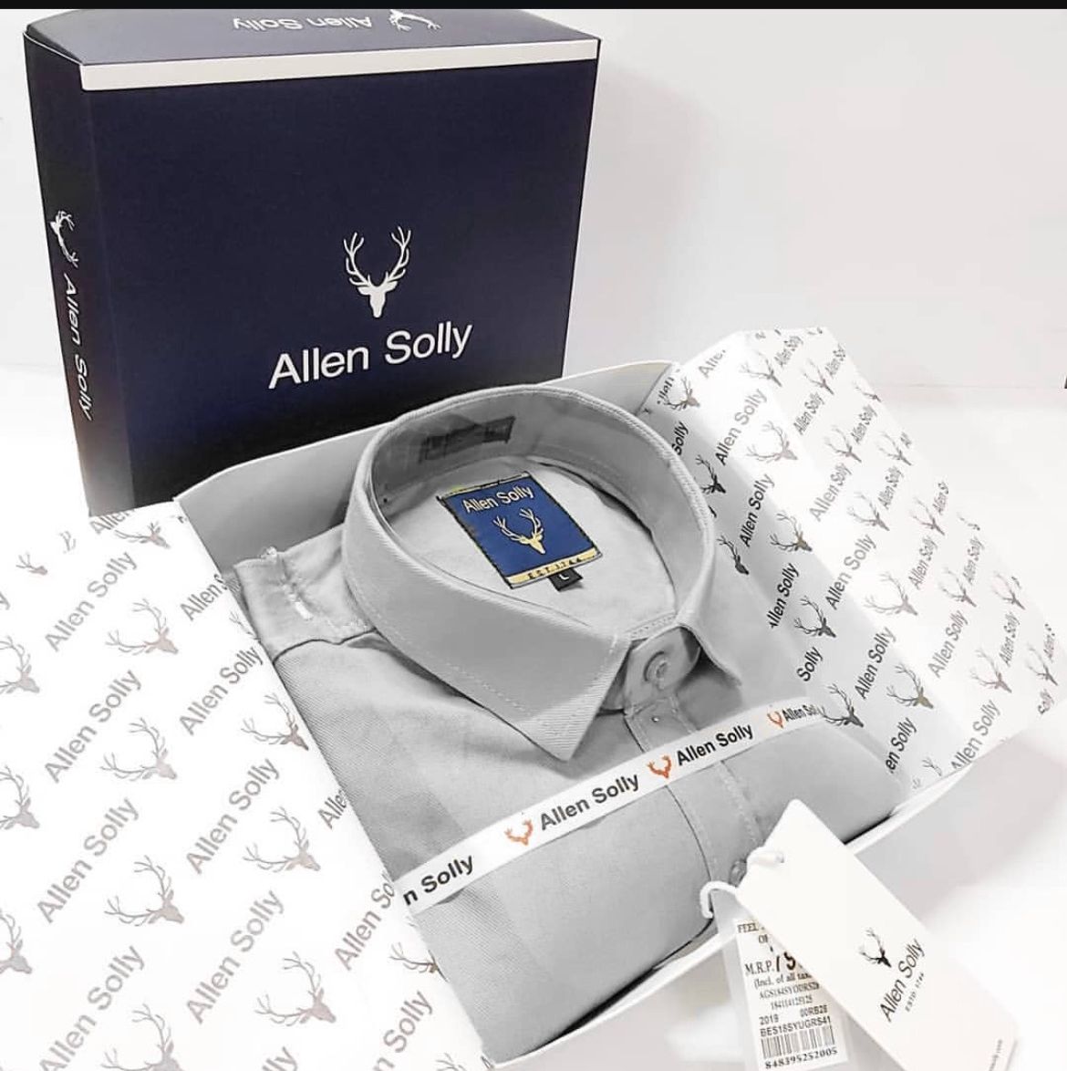 Make this Onam Festival truly special with the timeless elegance of Allen Solly Premium Shirts – a perfect blend of class, comfort, and style. Packaged beautifully in a branded Allen Solly gift box, these shirts make the ideal festive gift for your loved ones or a smart wardrobe upgrade for yourself.
