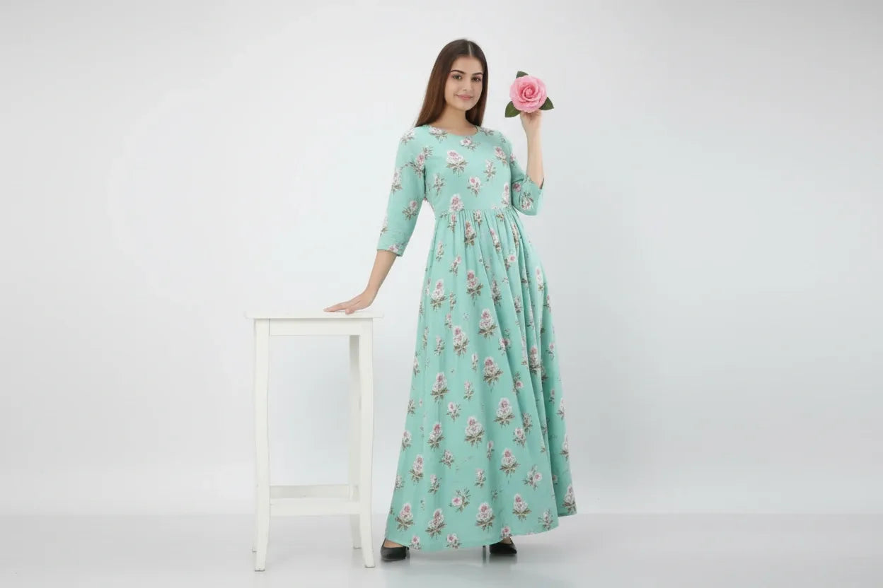 tylish and elegant women. Featuring a charming design, it offers both comfort and style. Ideal for any occasion, this kurti will elevate your look effortlessly.