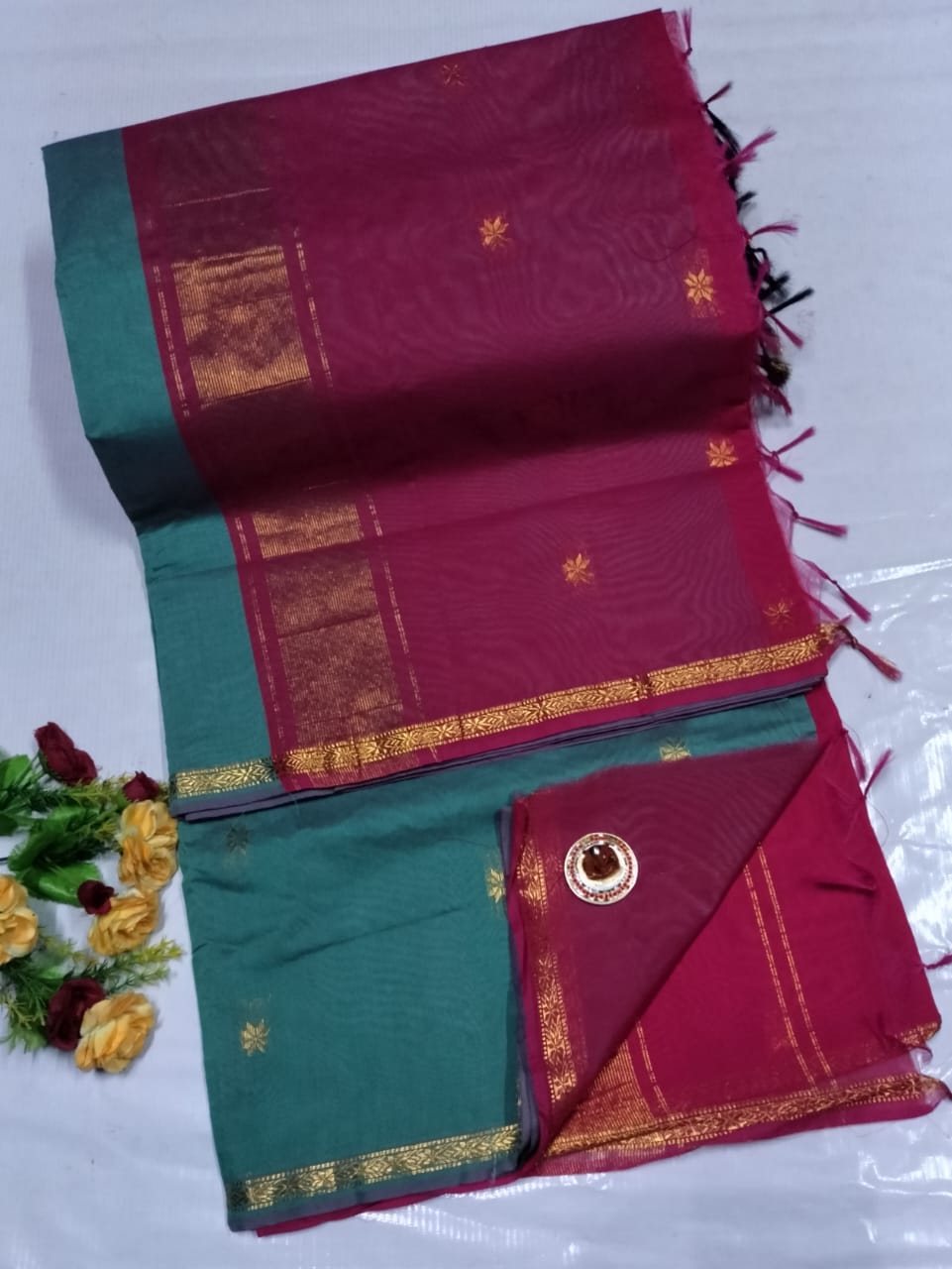 Premium Maheshwari Silk Cotton Sarees Gadwal-Inspired | Sleek Dual Borders | Contrast Pallu &amp; Blouse.