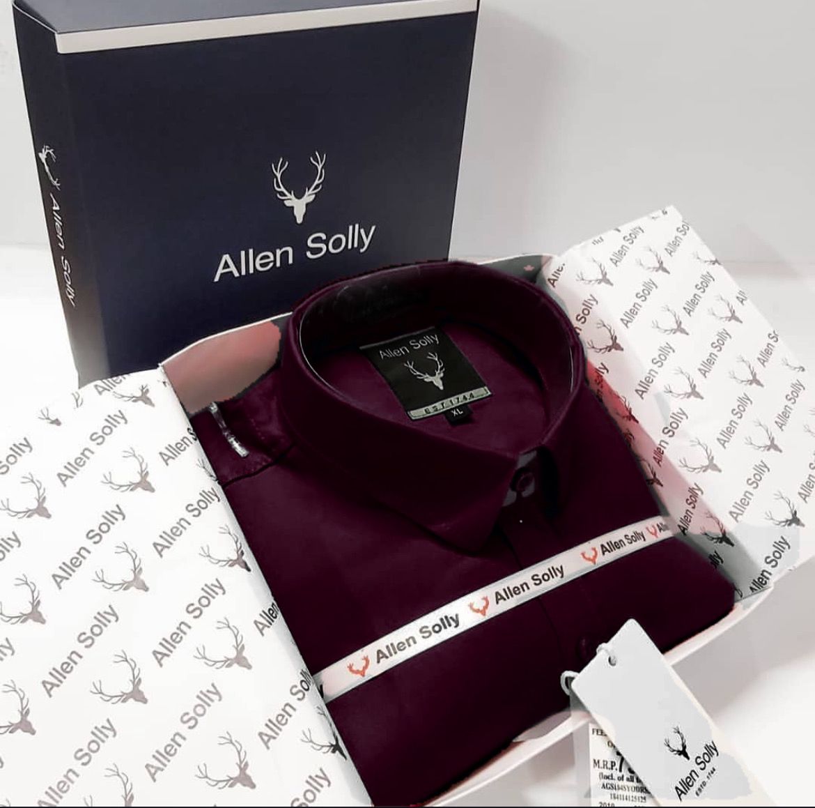 Make this Onam Festival truly special with the timeless elegance of Allen Solly Premium Shirts – a perfect blend of class, comfort, and style. Packaged beautifully in a branded Allen Solly gift box, these shirts make the ideal festive gift for your loved ones or a smart wardrobe upgrade for yourself.