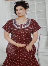 Load image into Gallery viewer, Alphine kinja touch Night wear with Pocket Nighty Maroon.