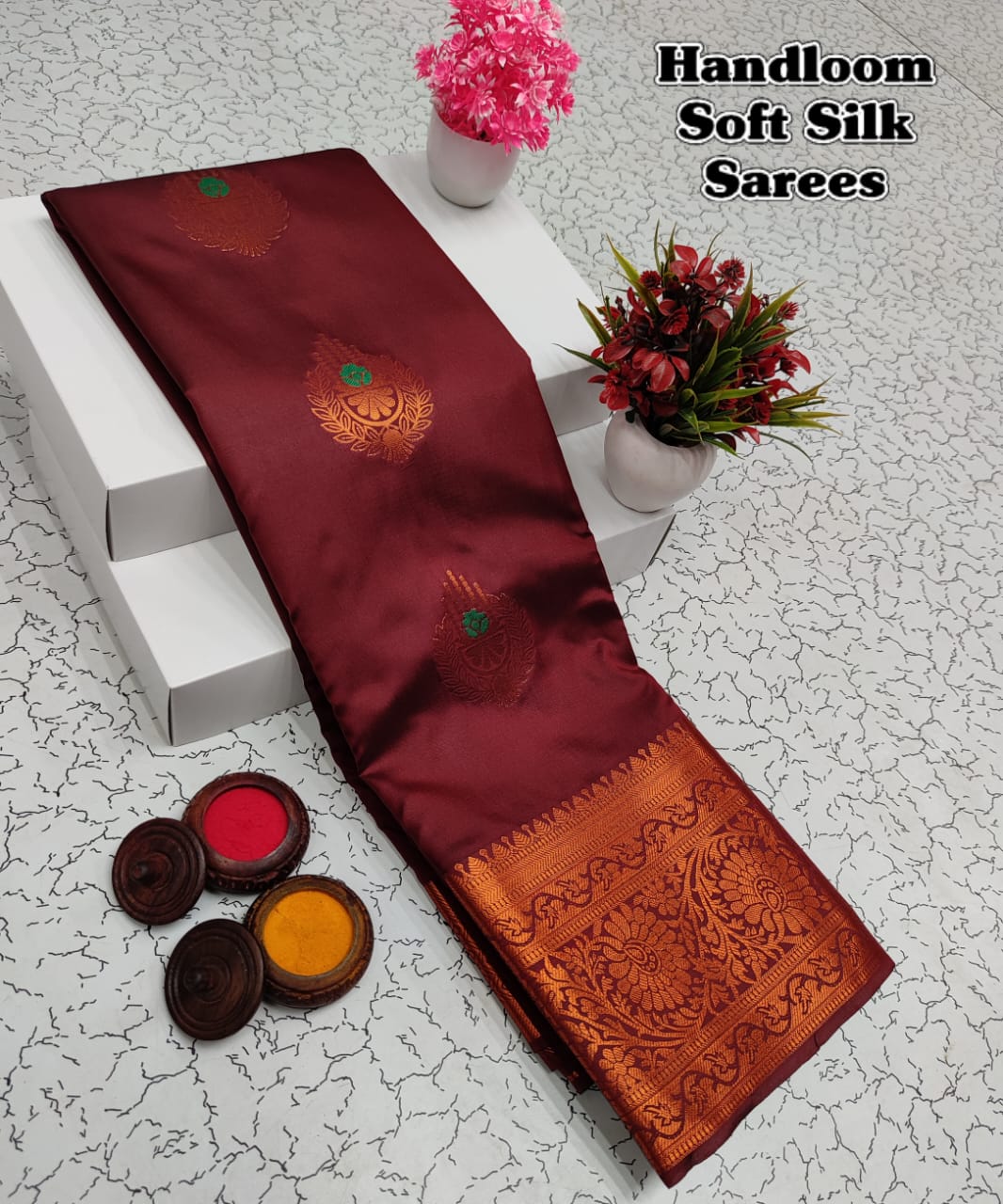 Shop premium Kanchipuram Handloom Soft Silk Saree with copper zari border, rich meena pallu & contrast blouse. Elegant saree for weddings & festivals.