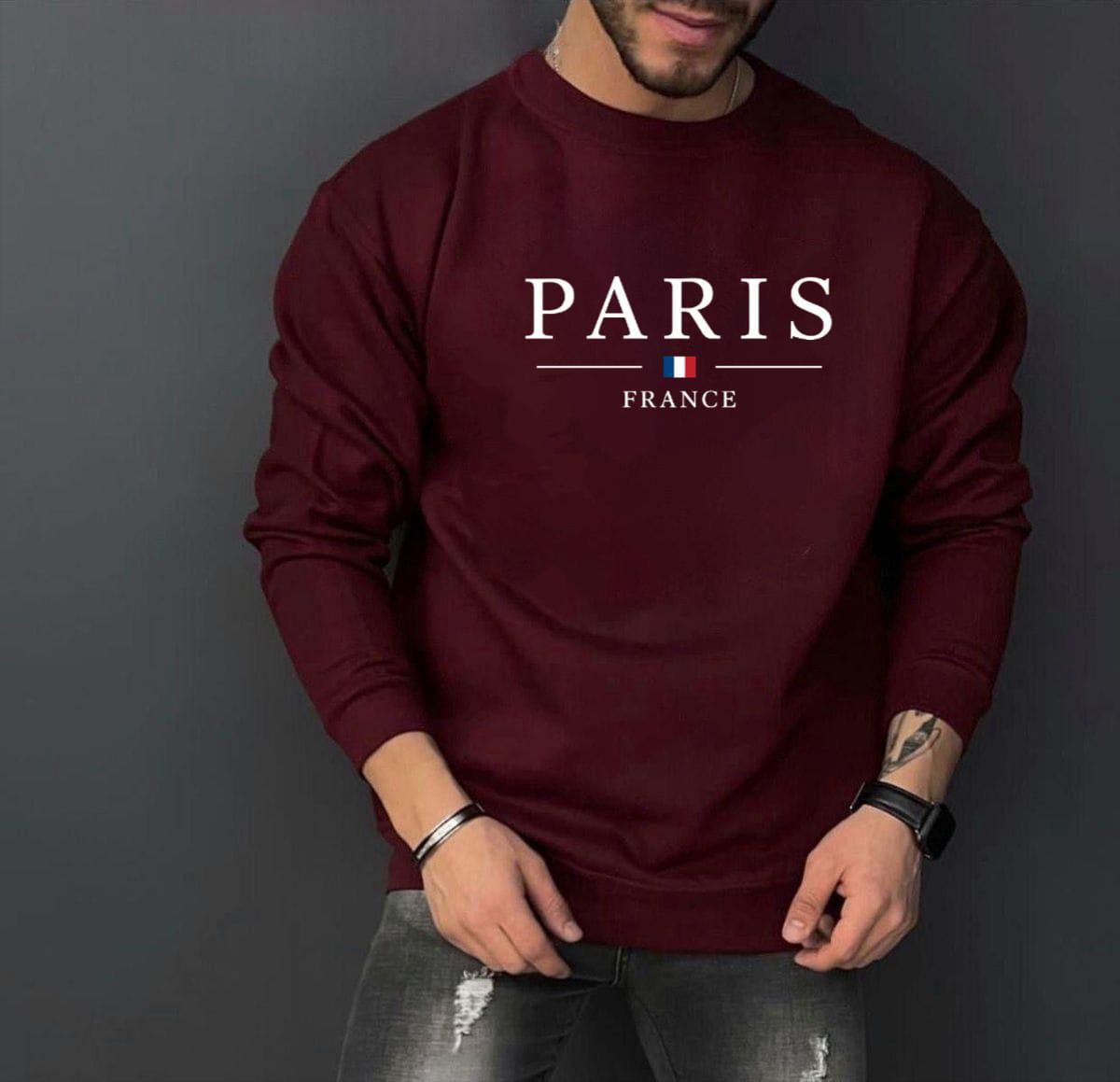 Whether you’re layering up for outdoor activities or looking for everyday comfort, this sweatshirt is the perfect blend of style, warmth, and durability.
