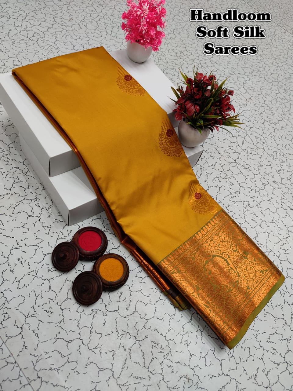 Shop premium Kanchipuram Handloom Soft Silk Saree with copper zari border, rich meena pallu & contrast blouse. Elegant saree for weddings & festivals.