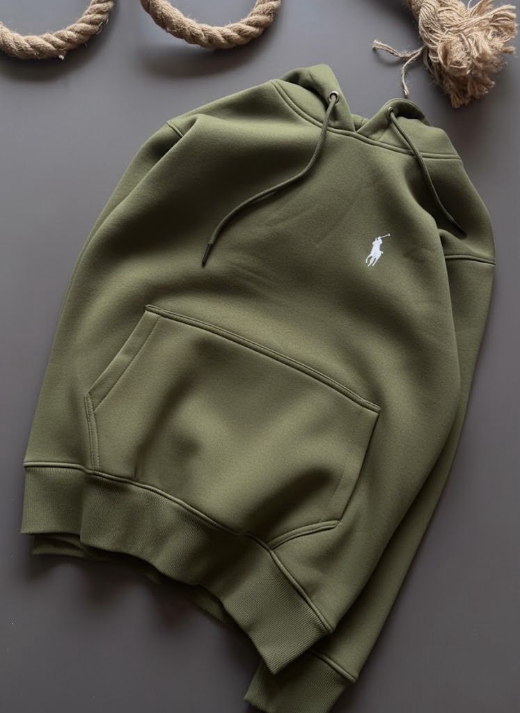 Experience extreme winter warmth with our premium heavy 560+ GSM cotton hoodie, designed for comfort, durability, and luxury feel.