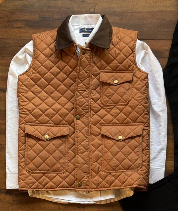 If you are looking for a classic, stylish, and elegant party wear jacket that keeps you fully warm without compromising style, this premium sleeveless jacket is the perfect choice. Ideal for formal events, parties, and festive occasions.