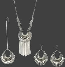 Load image into Gallery viewer, Shimmering Trending Oxide Silver Diva Style Alloy Jewellery Set For Women

Color: Silver
Material: Oxide Alloy Silver
Country of Origin: INDIA

Striking a perfect balance of tradition and elegance, this oxidized silver-plated jewellery set has a breathtaking design. This set has got beautiful textured design that add to the overall appeal. Team it with any ethnic outfit for adding a traditional grace.