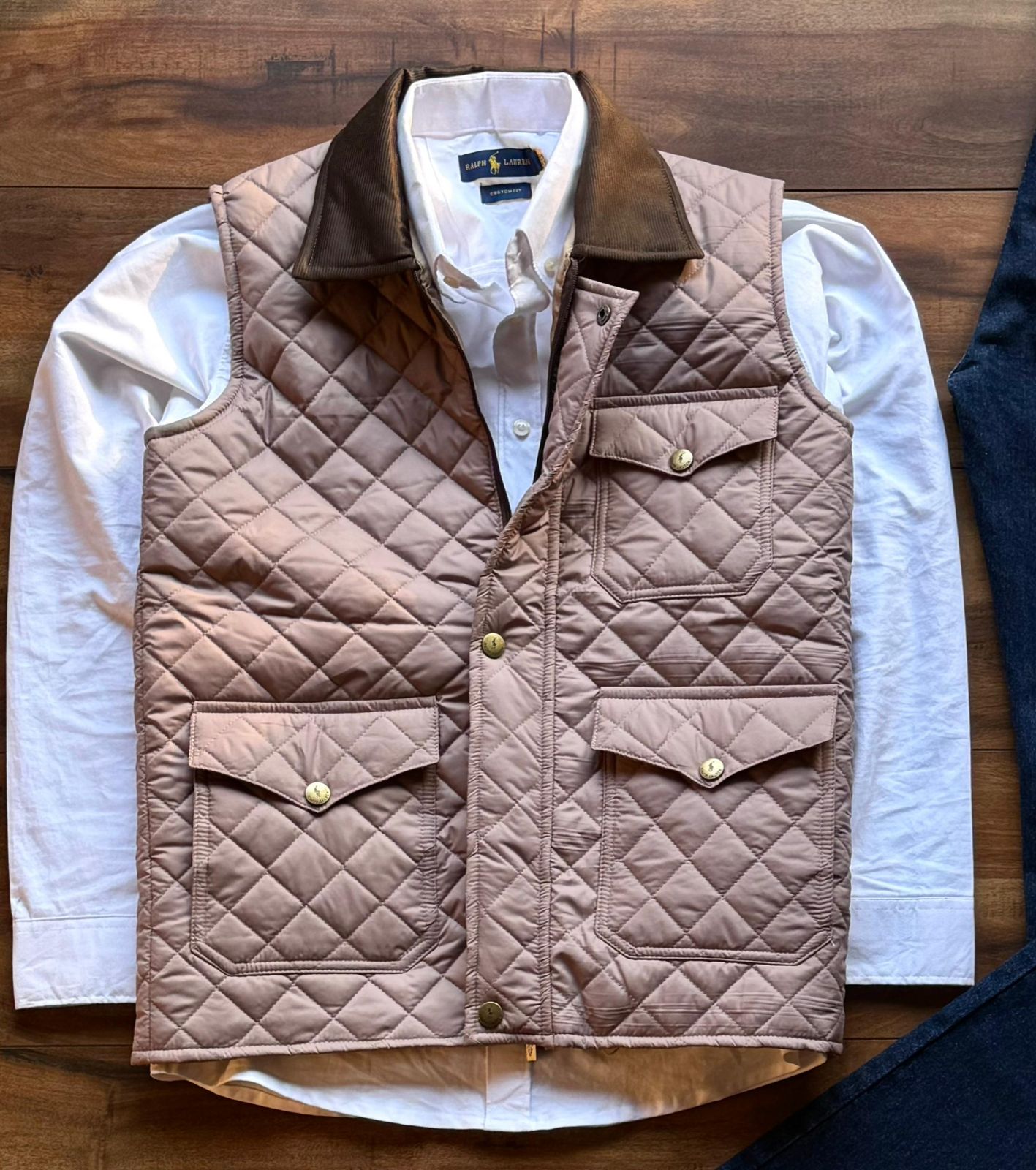 If you are looking for a classic, stylish, and elegant party wear jacket that keeps you fully warm without compromising style, this premium sleeveless jacket is the perfect choice. Ideal for formal events, parties, and festive occasions.