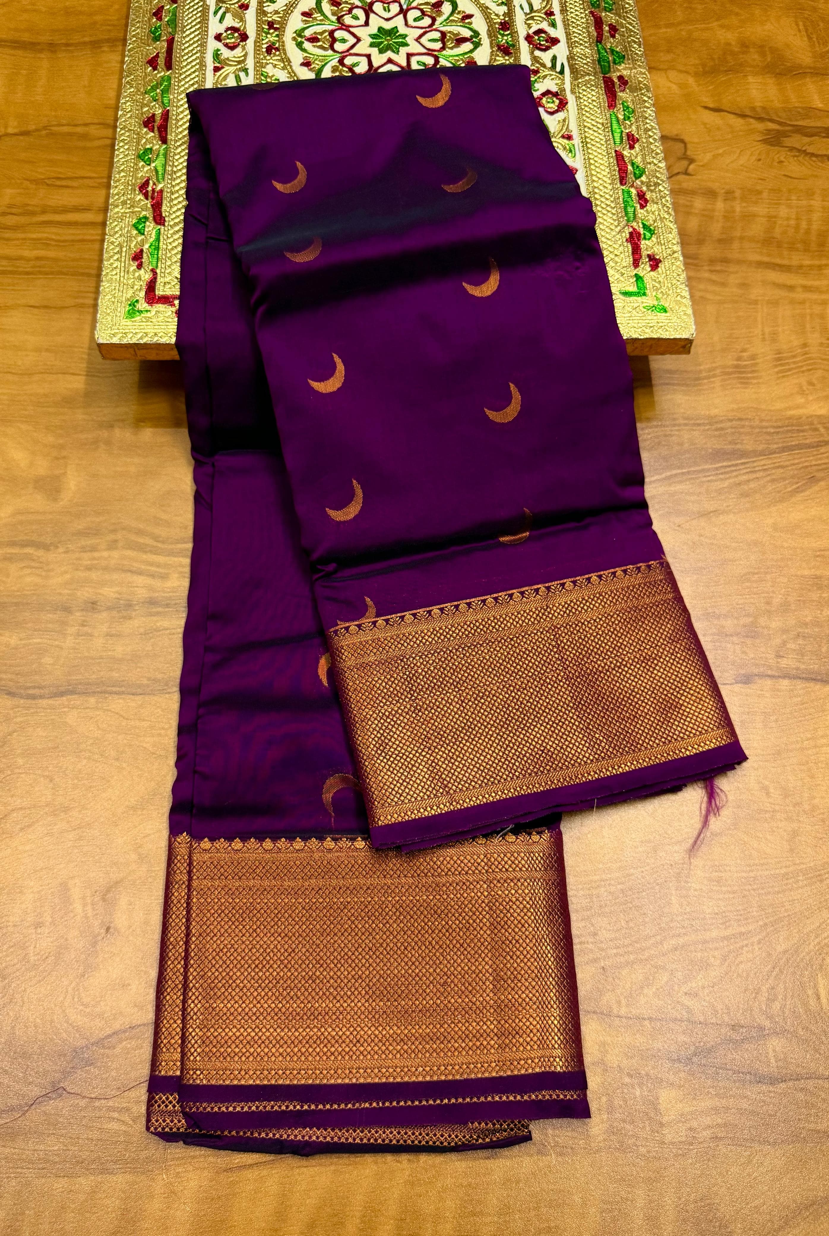 Chandrakor Kalanjali Paithani Saree With Unique Colour Range Meena Pallu Self Blouse Piece