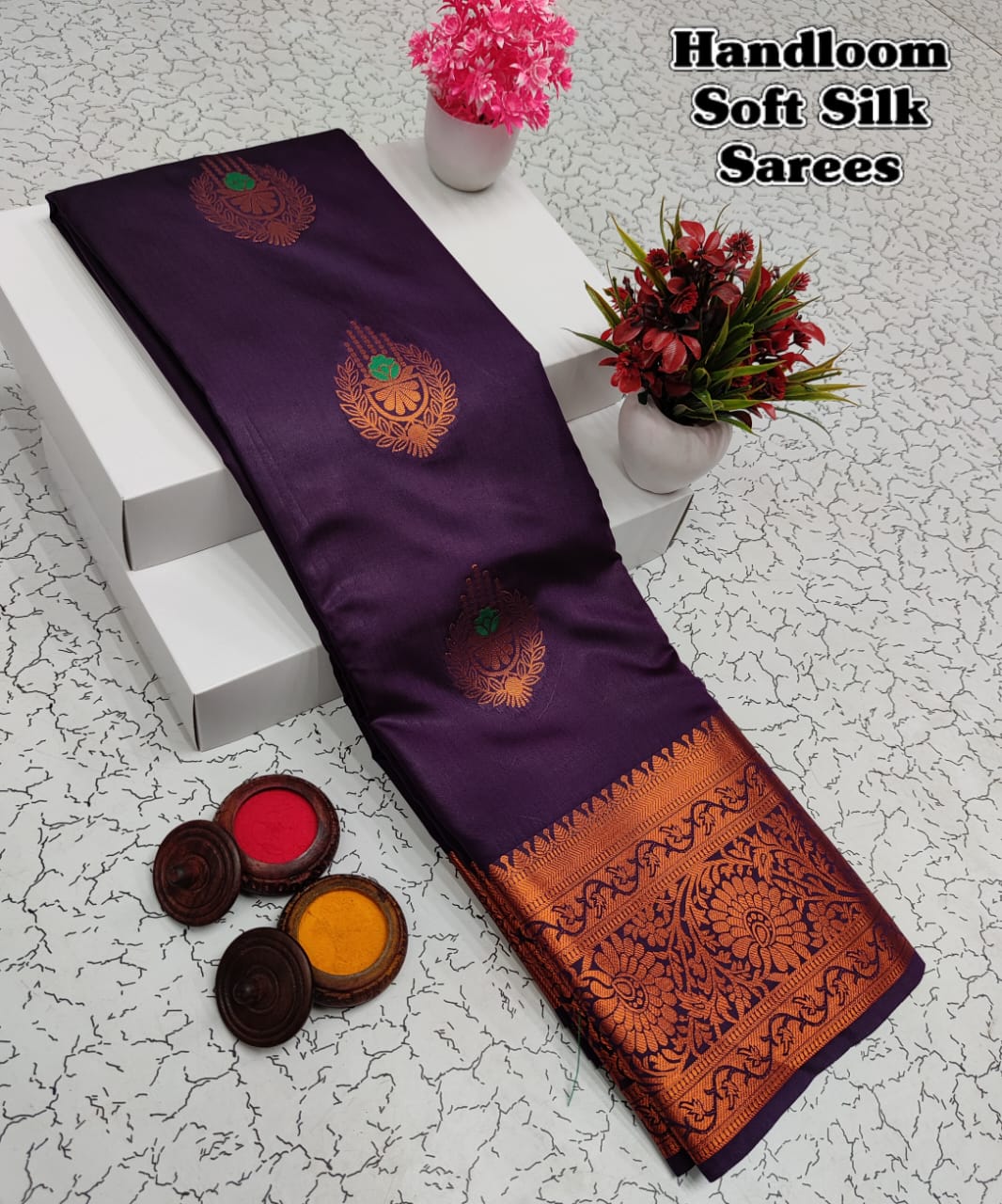 Shop premium Kanchipuram Handloom Soft Silk Saree with copper zari border, rich meena pallu & contrast blouse. Elegant saree for weddings & festivals.