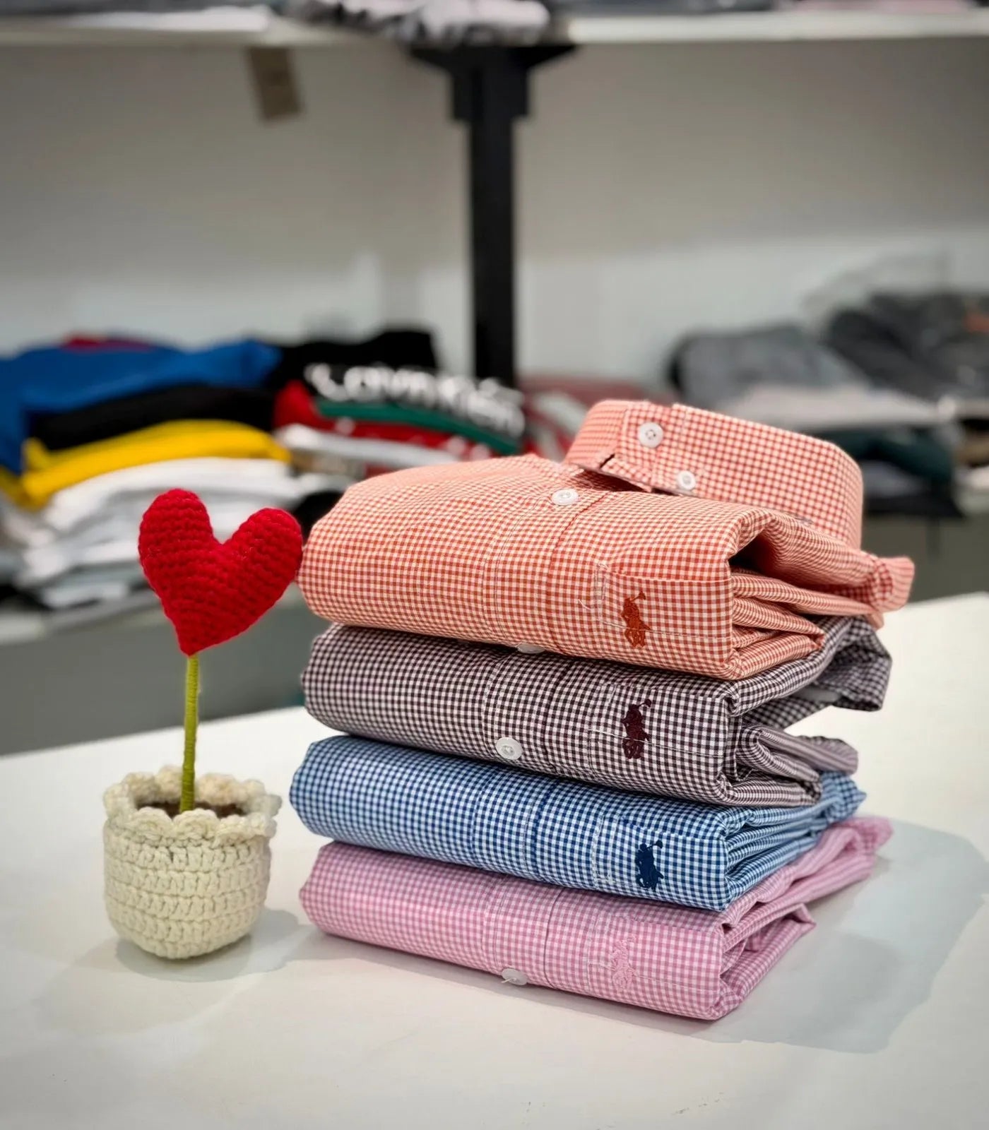 Upgrade your wardrobe with this 4-pack R.L. Polo men’s shirts differnt Colors.&nbsp; Featuring original logo embroidery, soft breathable cotton, slim fit, and premium stitching—perfect for office, events, or daily wear.