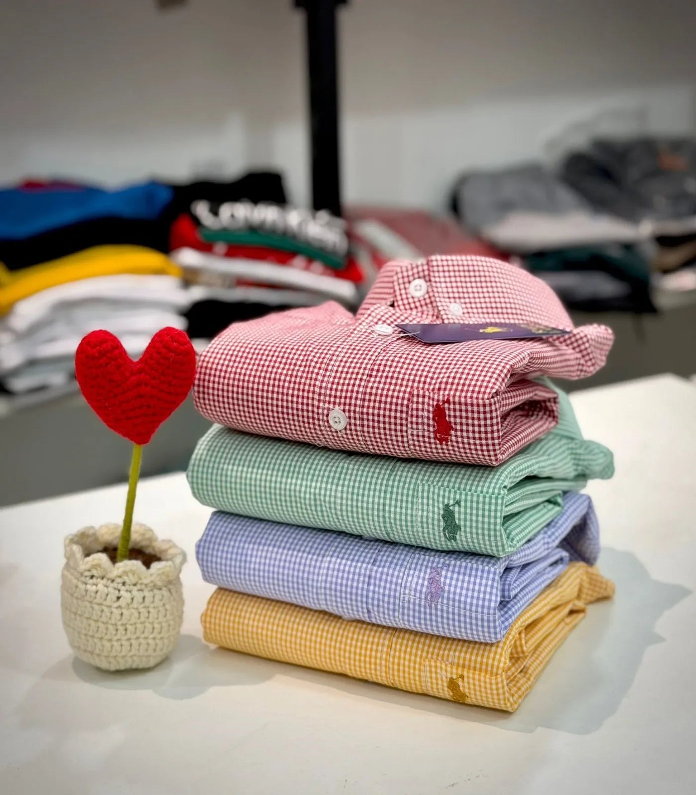 Upgrade your wardrobe with this 4-pack R.L. Polo men’s shirts differnt Colors.&nbsp; Featuring original logo embroidery, soft breathable cotton, slim fit, and premium stitching—perfect for office, events, or daily wear.