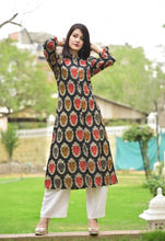 Load image into Gallery viewer, Elite Multicoloured Printed Cotton Women A-Line Kurti