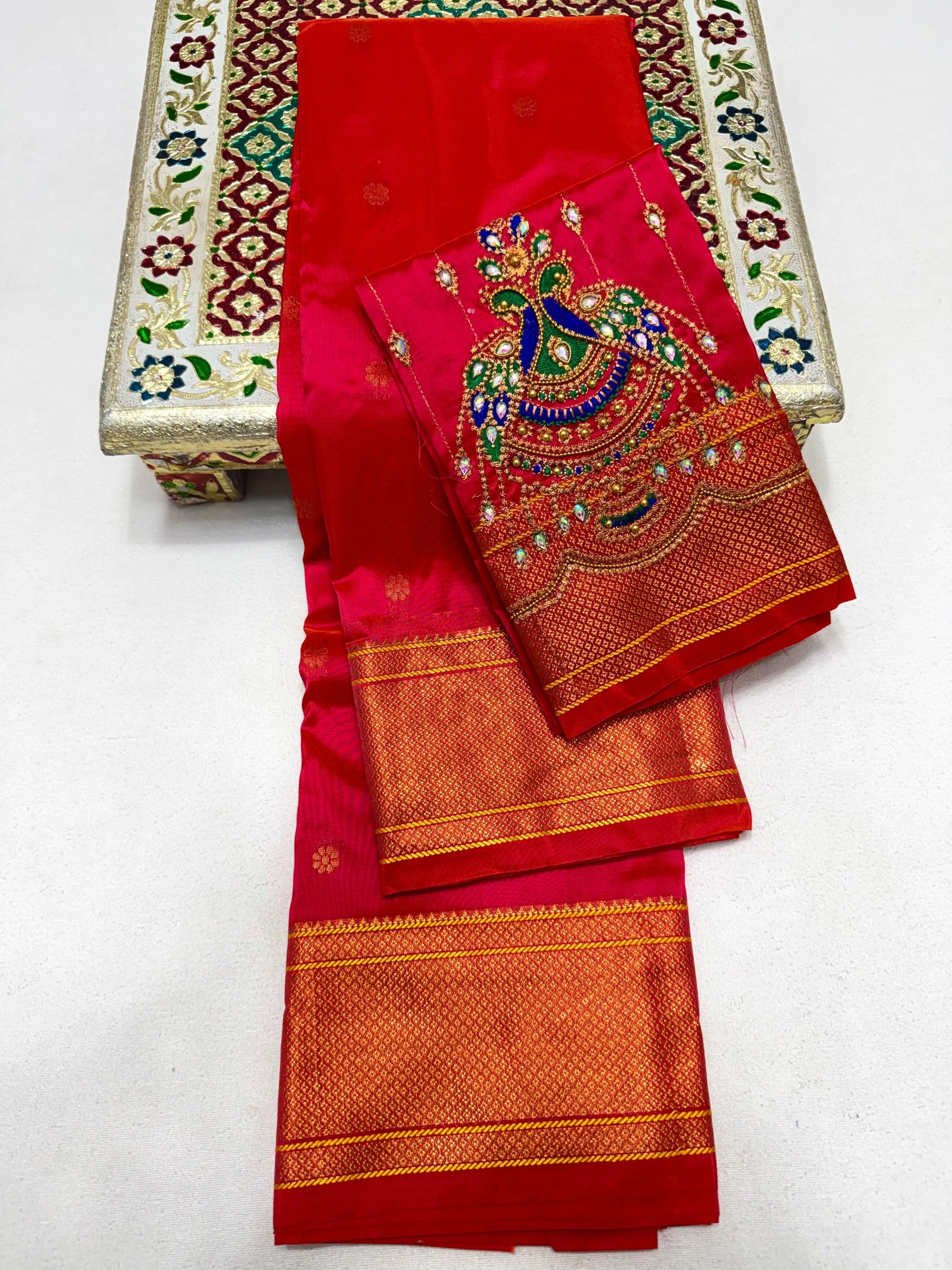 Elevate your ethnic wardrobe with the New Design Mayuri Kalanjali Paithani Saree, crafted from Premium Tana Pure Soft Silk