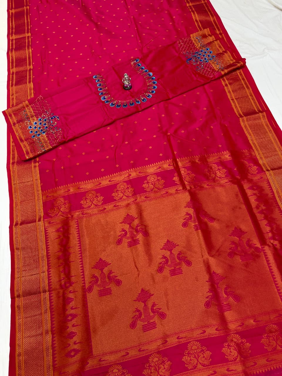 The beautiful traditional Paithani pallu enhances its royal appeal, while the exclusive designer running blouse piece completes the look. Perfect for weddings, festive celebrations, cultural events, and special occasions.