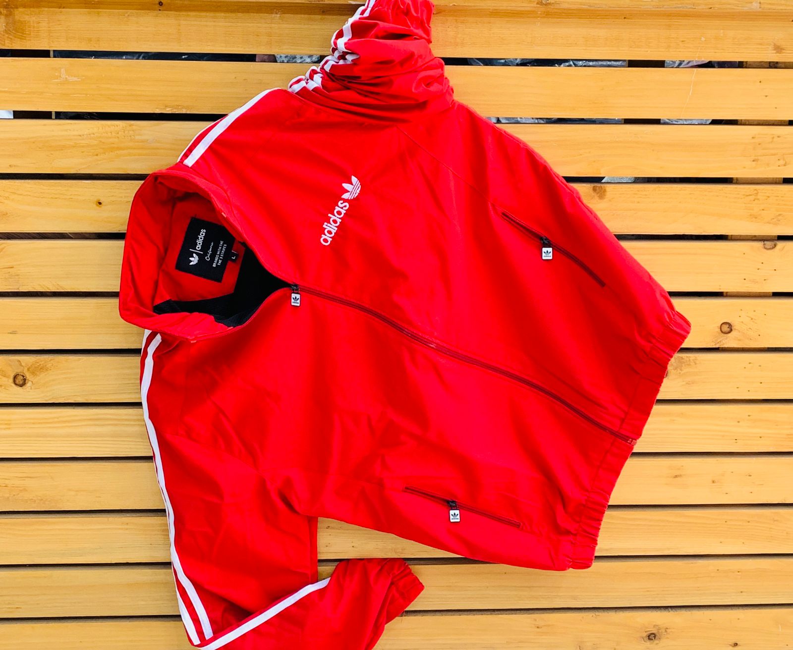 A perfect blend of fashion + durability, crafted for men who love premium comfort and brand appeal.