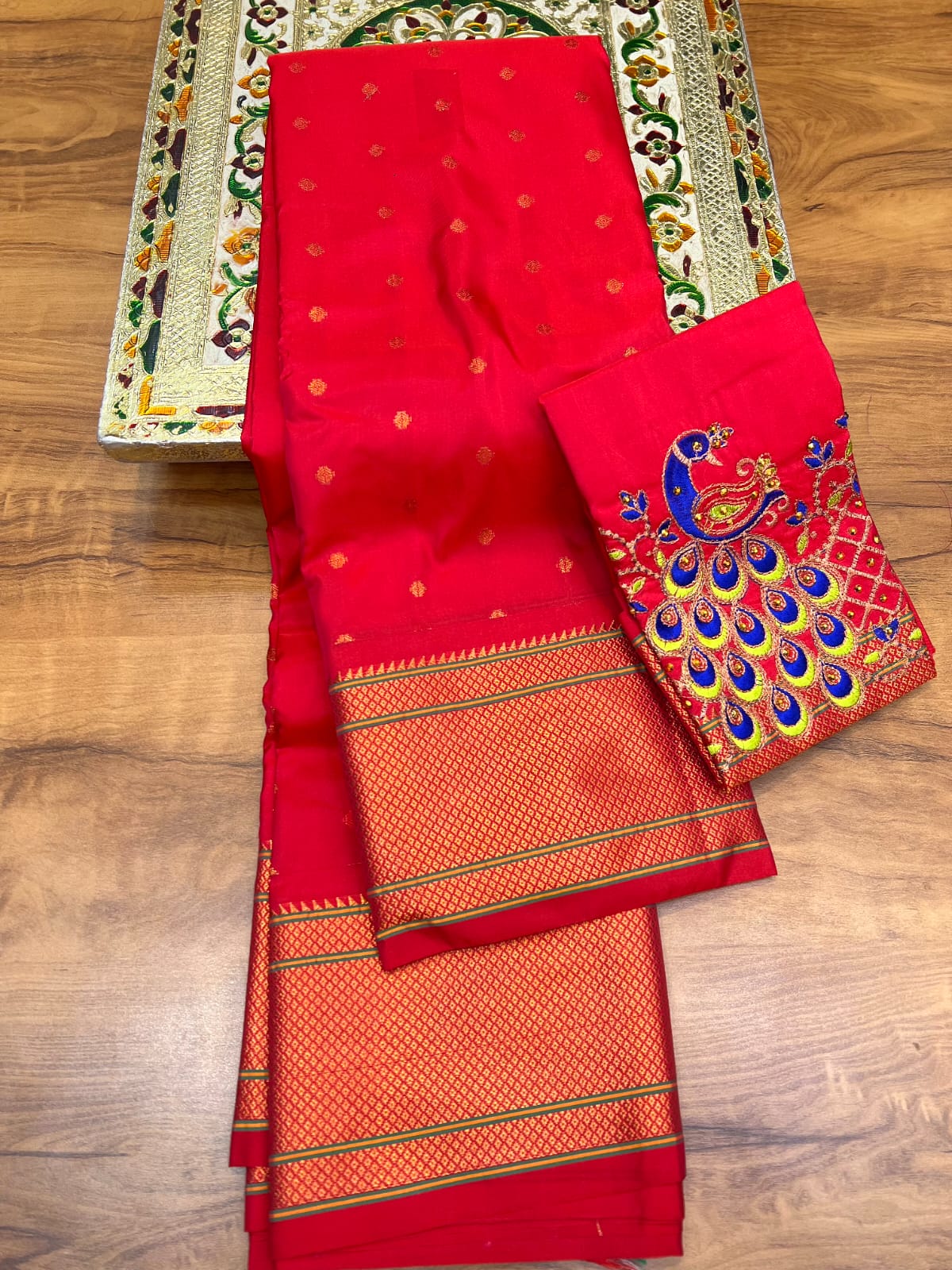Women's Premium Kalanjali Paithani in Tana Silk All Over Buttis, Rich Pallu with with Heavy Work Embroidered Blouse Piece