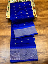 Load image into Gallery viewer, Traditional Kadiyal Paithani Saree,  Pallu Meena Butti with Contrast Running Blouse Royal Blue