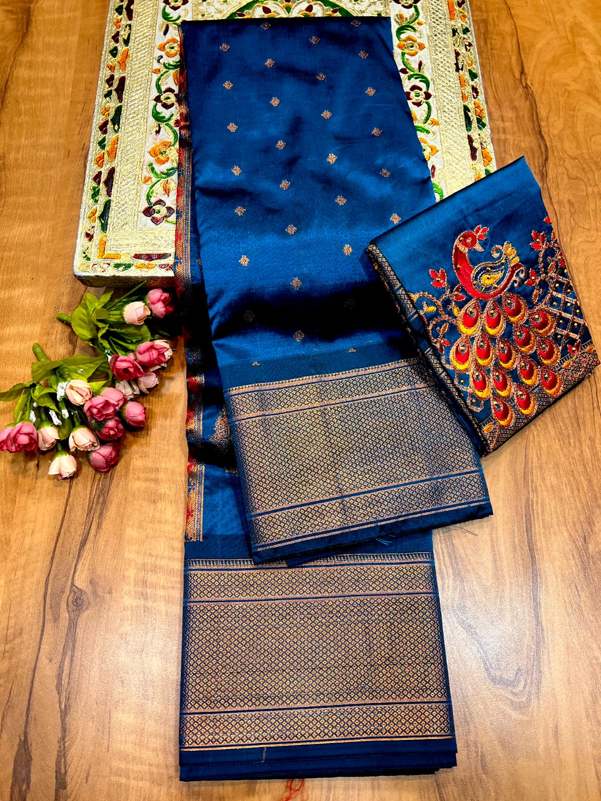 Women's Premium Kalanjali Paithani in Tana Silk All Over Buttis, Rich Pallu with with Heavy Work Embroidered Blouse Piece